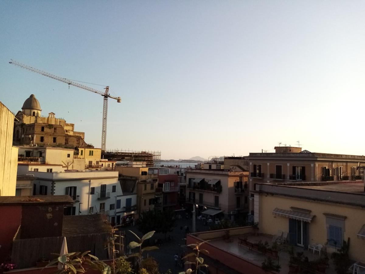Il Nido Della Quaglia B&B - Jaba Mia House Lt Поцуоли Екстериор снимка
