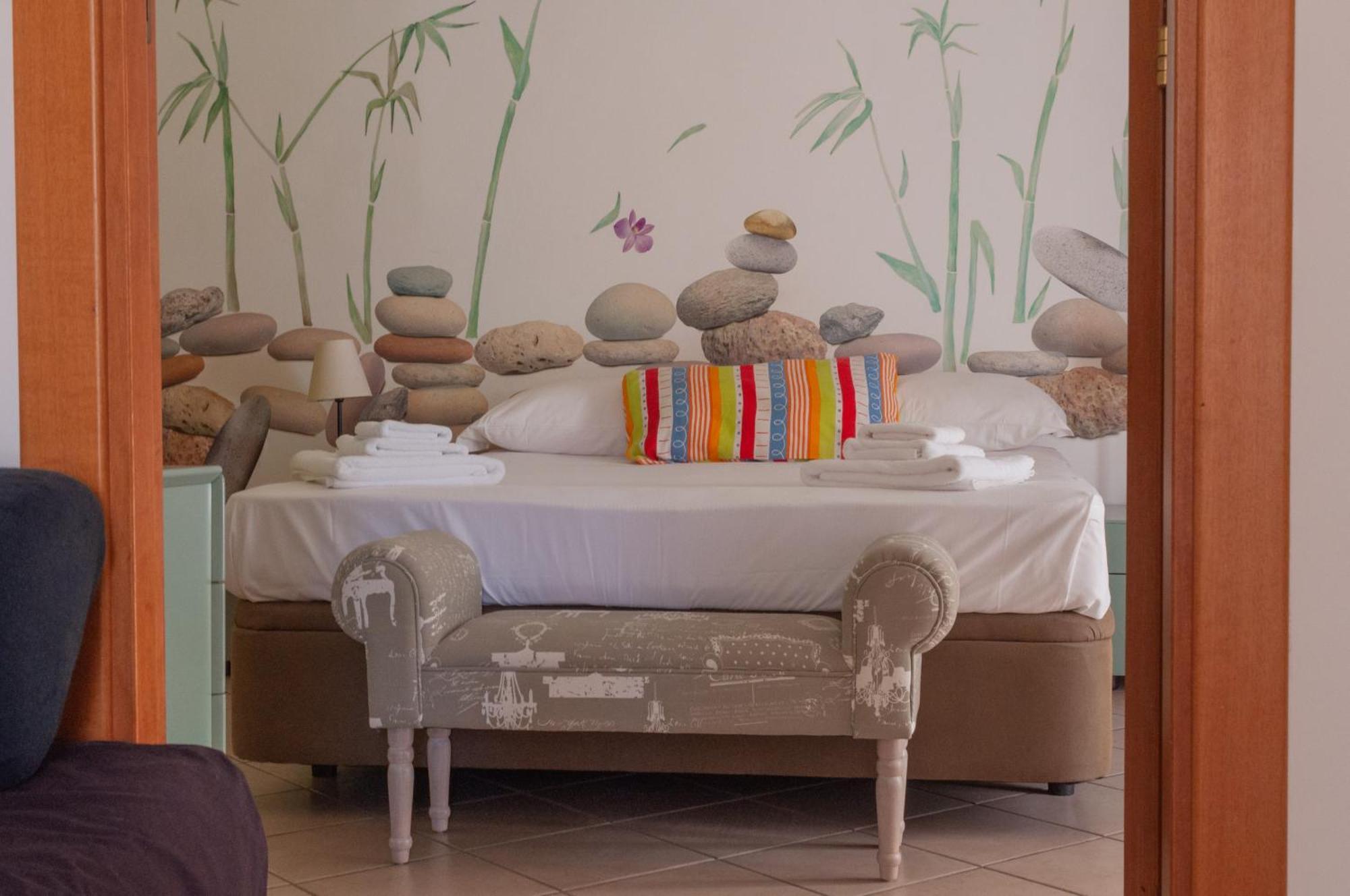 Il Nido Della Quaglia B&B - Jaba Mia House Lt Поцуоли Екстериор снимка