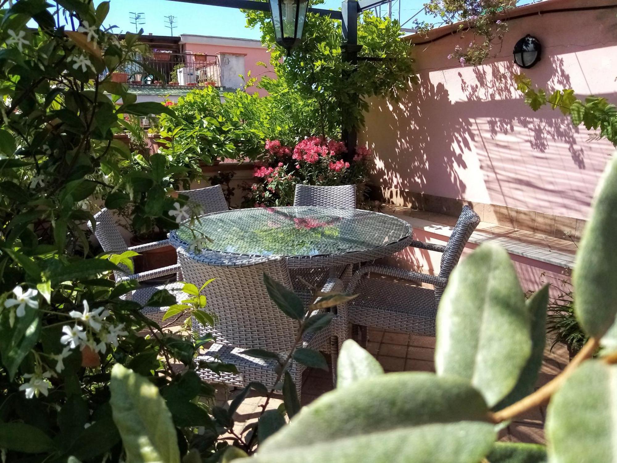 Il Nido Della Quaglia B&B - Jaba Mia House Lt Поцуоли Екстериор снимка